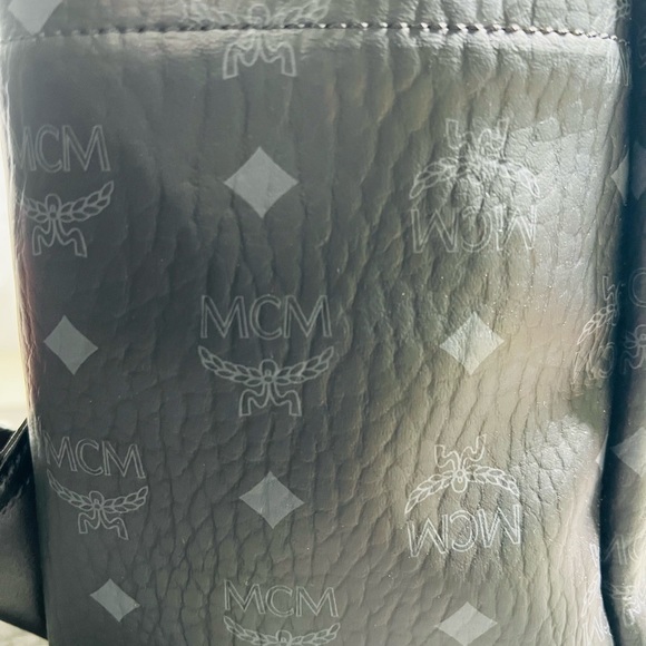 MCM Large Tricolor Backpack - Picture 4 of 10